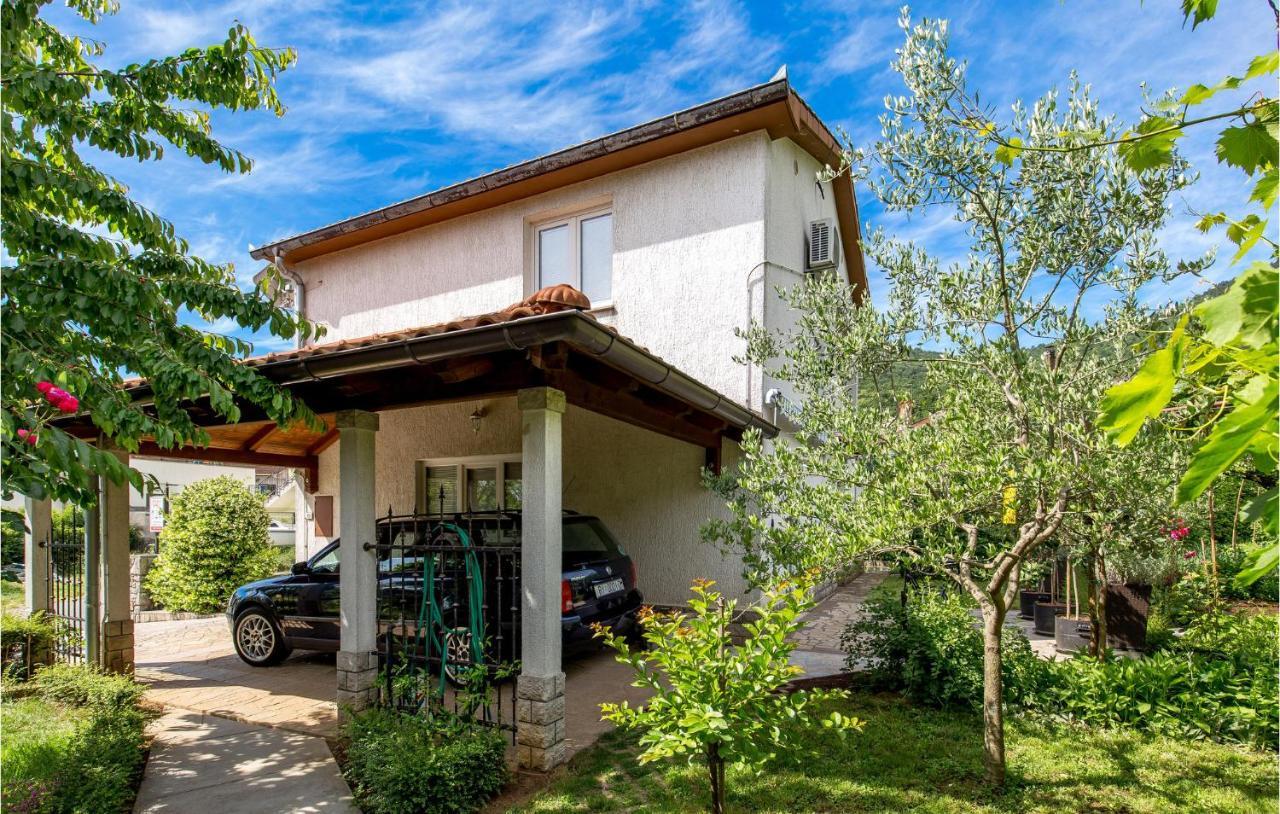 Nice Apartment In Rukavac With Kitchen Exterior photo